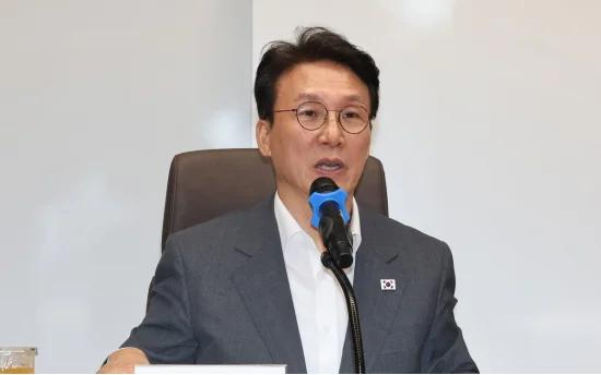韩媒：韩总理下达紧急指令，必要时强力应对个别反华集会

最近韩媒爆出的这条消息，