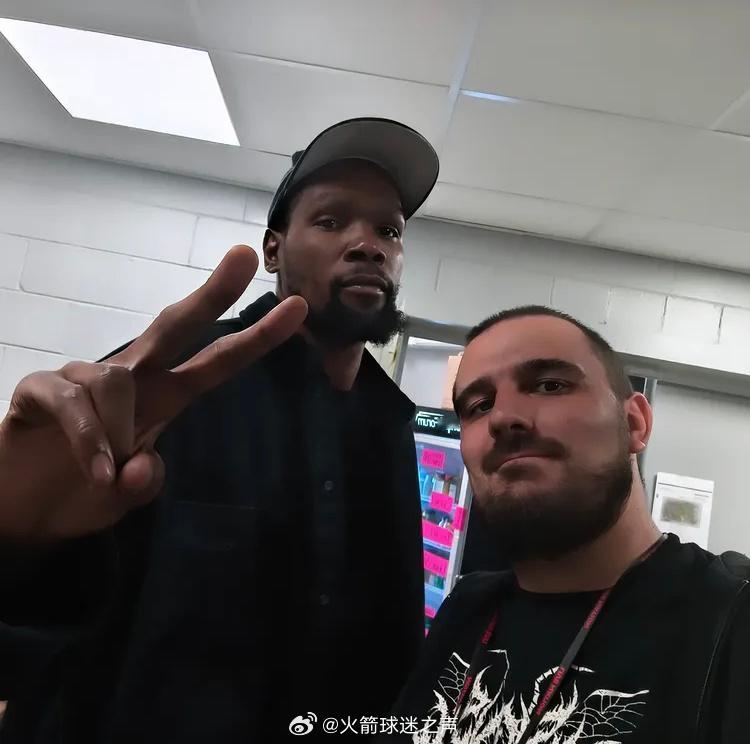 兰特2张近照杜兰特休斯顿火箭NBA吐槽大会 ​​​