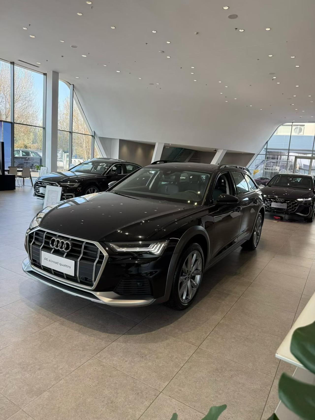 奥迪A6 allroad quattro 55TFSI尊享越野
原厂选装B&O