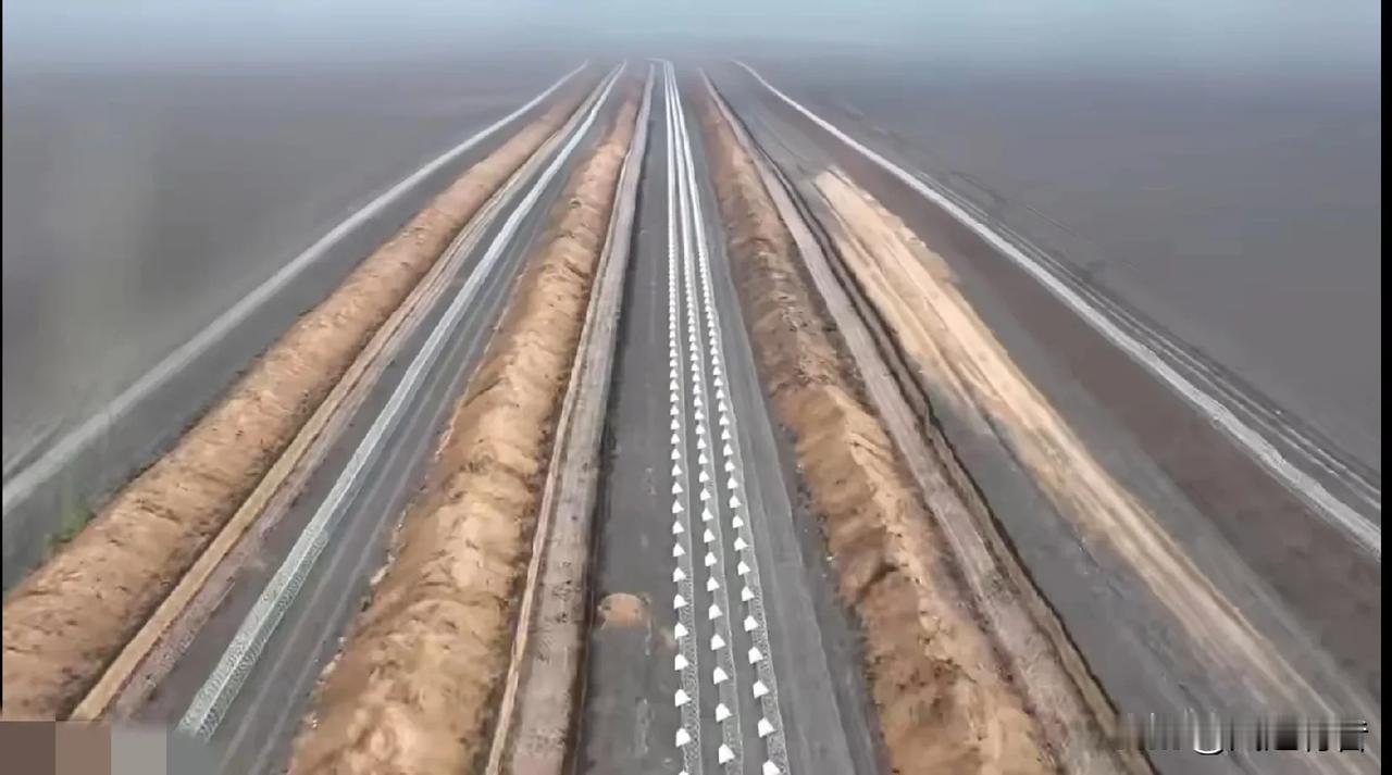 乌克兰国防部展示其新修的“马奇诺”防线，规模十分惊人。

近日，乌克兰国防部长用