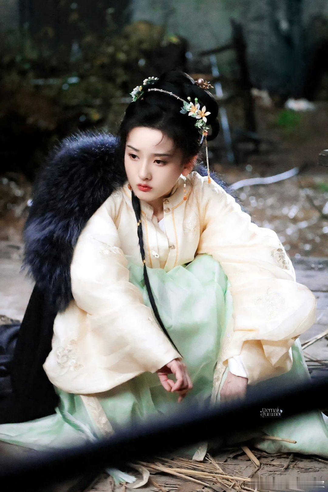 宋祖儿《表妹万福》甄嘉芙新路透委屈芙芙[捂嘴哭] ​小团子 ​​​
