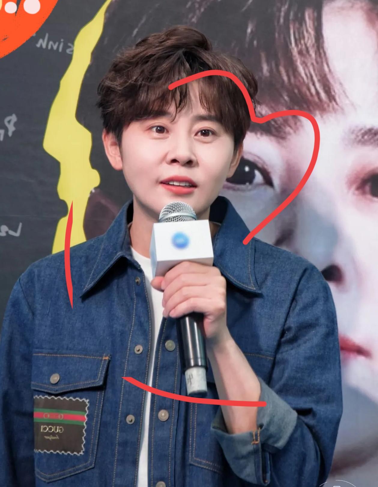 其实明眼人都看得出来，
王濛被破格晋升，
根本不是因为她的滑冰有多厉害，而是短道