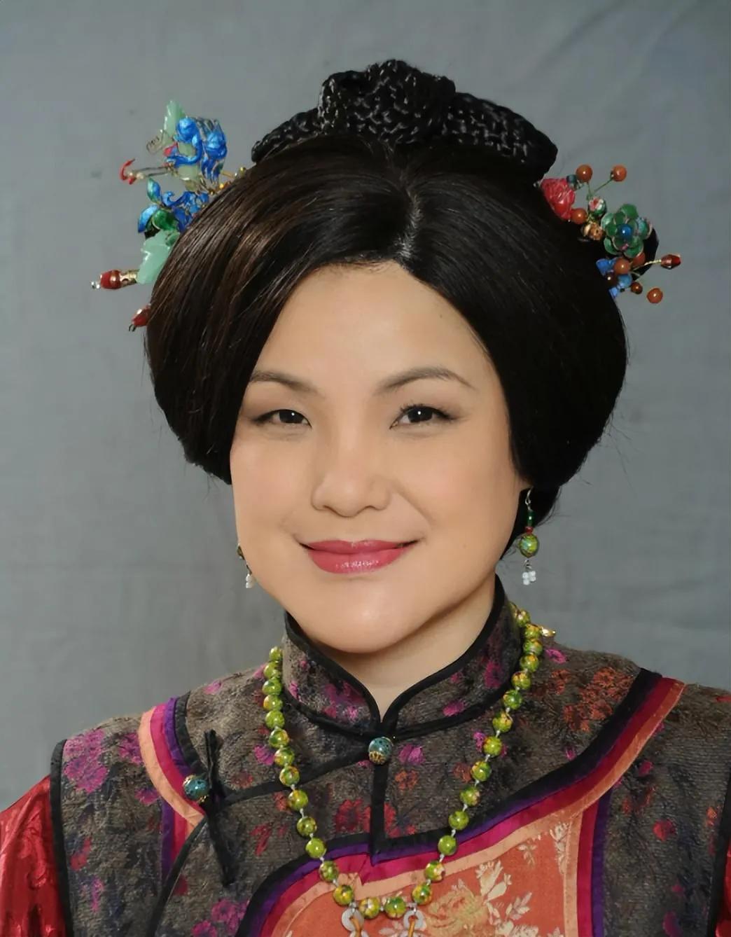 马蹄露不再孤单！多位港星挺身而出，公开支持她
这段时间，马蹄露发表了公开信，虽然