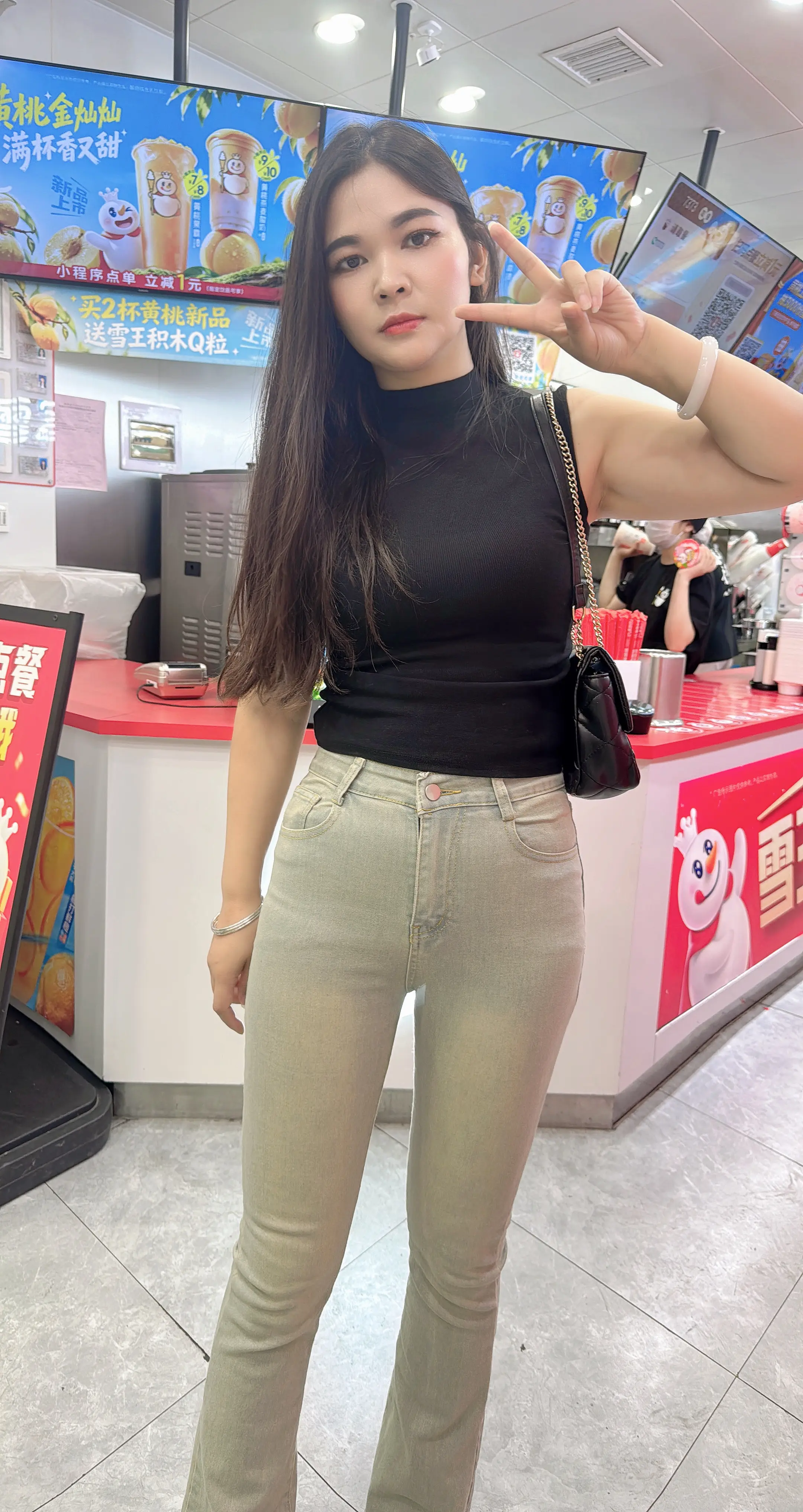 在奶茶店日常