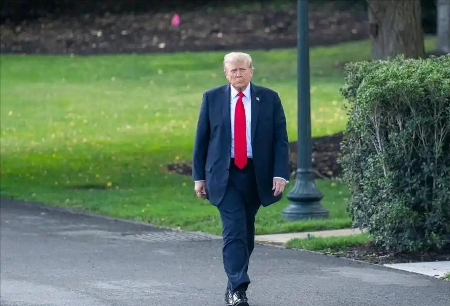 特朗普病急乱投医，呼吁盟友保驾护航惨遭打脸，日本处境最尴尬
 
 
霍尔木兹海峡