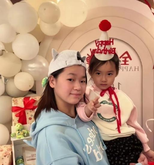 胖瘦不是衡量一个人价值的唯一标准，全红婵的成就是不少人仰望的存在，不需要看人脸色