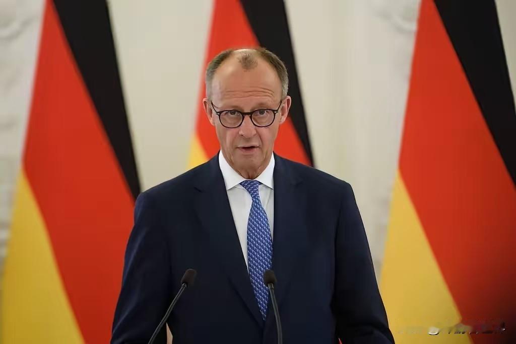 德国总理默茨，重大宣布
 当地时间3月16日，在中东冲突关键节点，德国总理默茨就