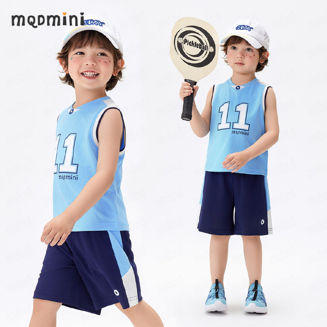 暑期带男宝炸街这套MQDmini就够了！🔥 2026新款运动套装自带“行走小空