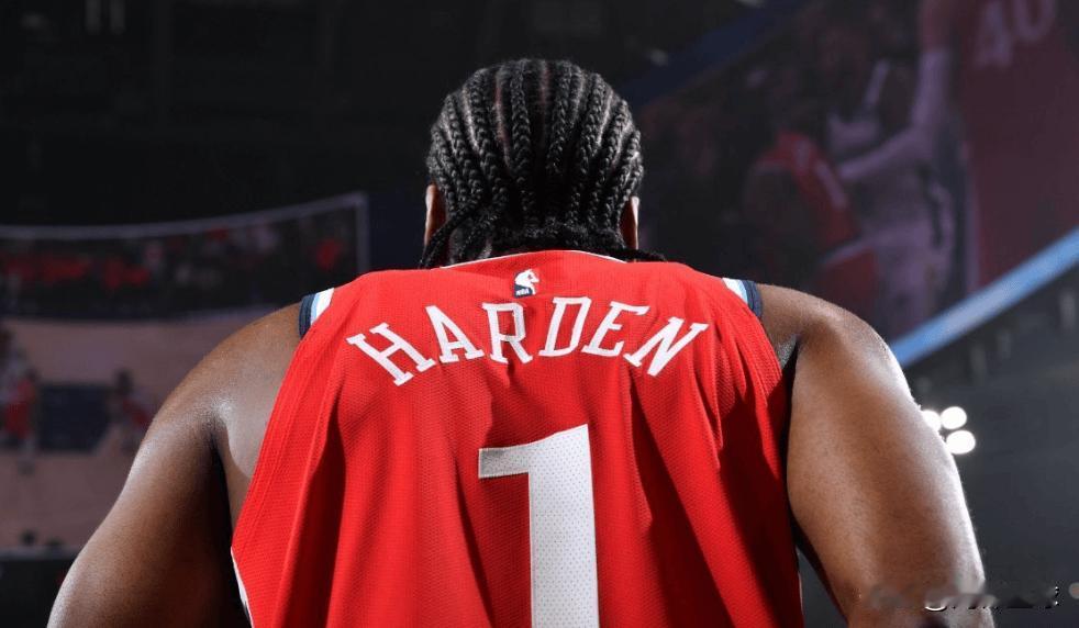 哈登缺席两场！伤病还是交易保护？

据快船记者Tomer Azarly报道，哈登