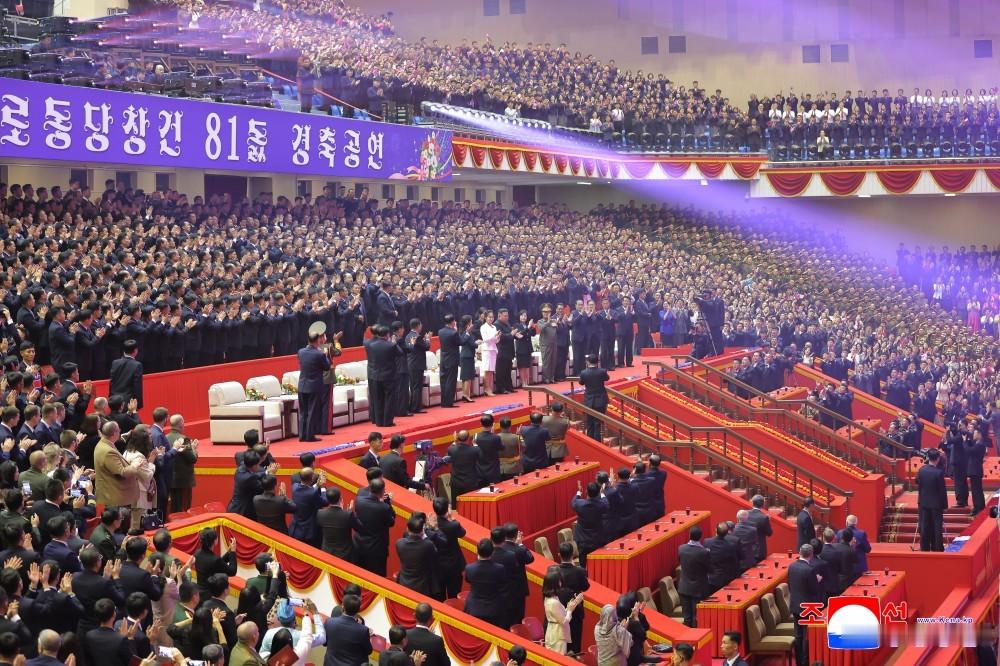 🔴【朝鲜劳动党成立８１周年庆祝演出举行】与意义深远的１０月节日一道，对主体革命