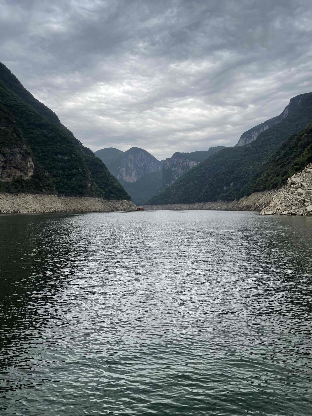 恩施2日游，有哪些地方值得一玩恩施2日游，建议去梭布埡石林，比大峡谷好，大峡谷走