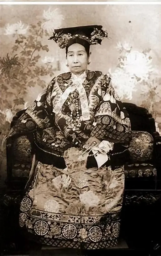 叶赫那拉氏的诅咒：所有勒索过大清赔款的国家最终都会成为大清。 #德国娱乐性大麻合