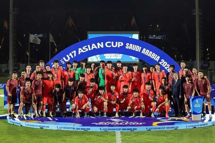 2026年5月23日凌晨，中国U17男足在亚洲杯决赛中2比3惜败日本队，时隔22