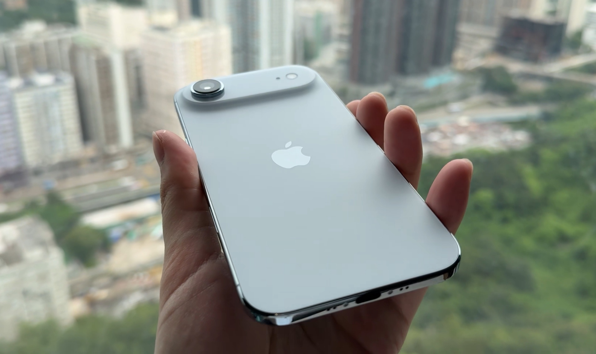 今年的iPhone17系列看了一圈下来，我还是觉得iPhone Air才是最帅最