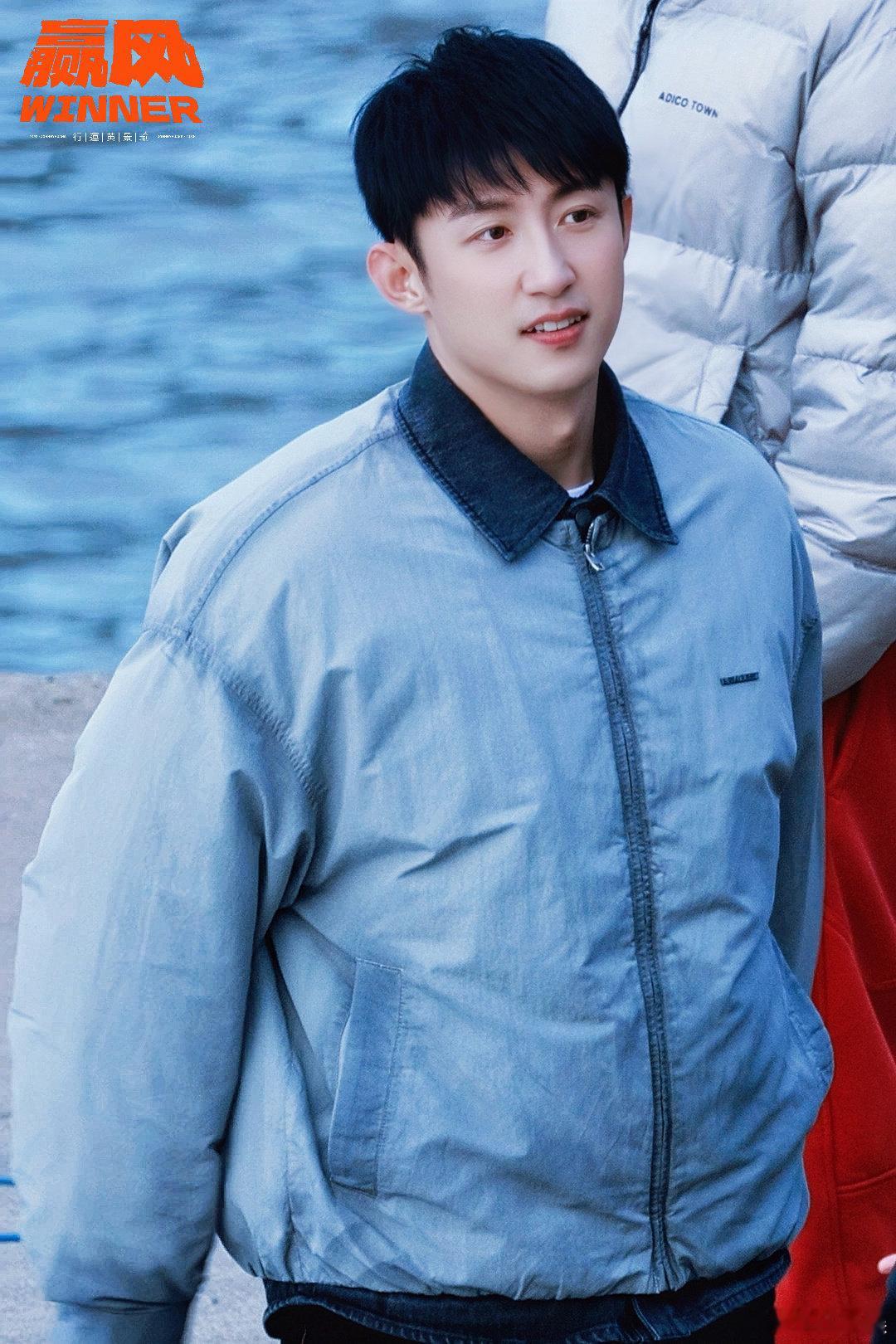 三个黄景瑜都吻上来了 看看这三个角色，林臻东的潇洒不羁、张小满的朴实善良、卢云翔