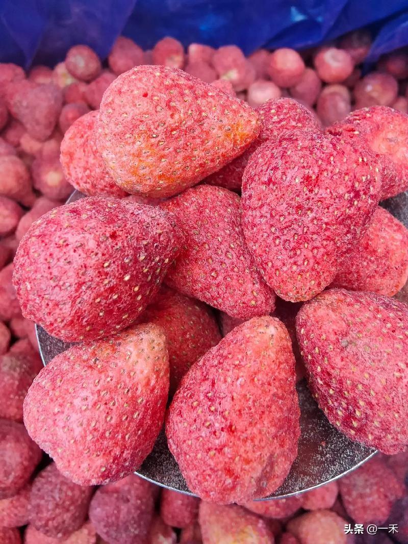 冻干草莓农残超标？别慌！
 
爱吃冻干草莓的朋友注意了！近期国内外多次通报这类零