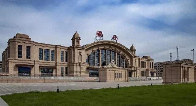 江苏姑娘网购鹤岗房，入住后，惊呆住了