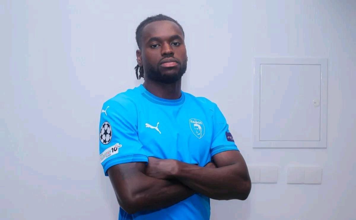 重庆铜梁龙憋个大的？
比利时媒体“walfoot”的消息，帕福斯前锋迪马塔将纯租