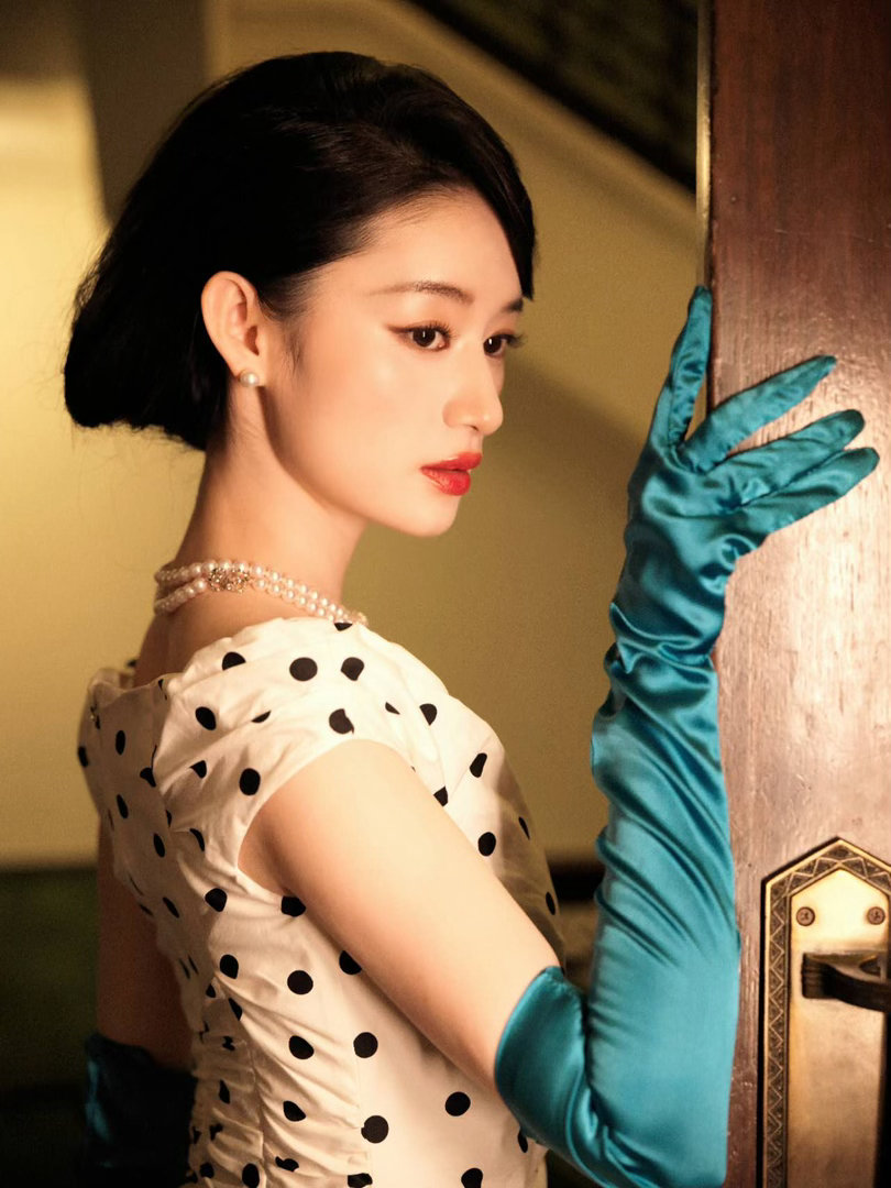 郭晓婷被粉丝送土豆梦回仙剑 17年过去，花楹还是大家心里的小土豆。郭晓婷收到土豆