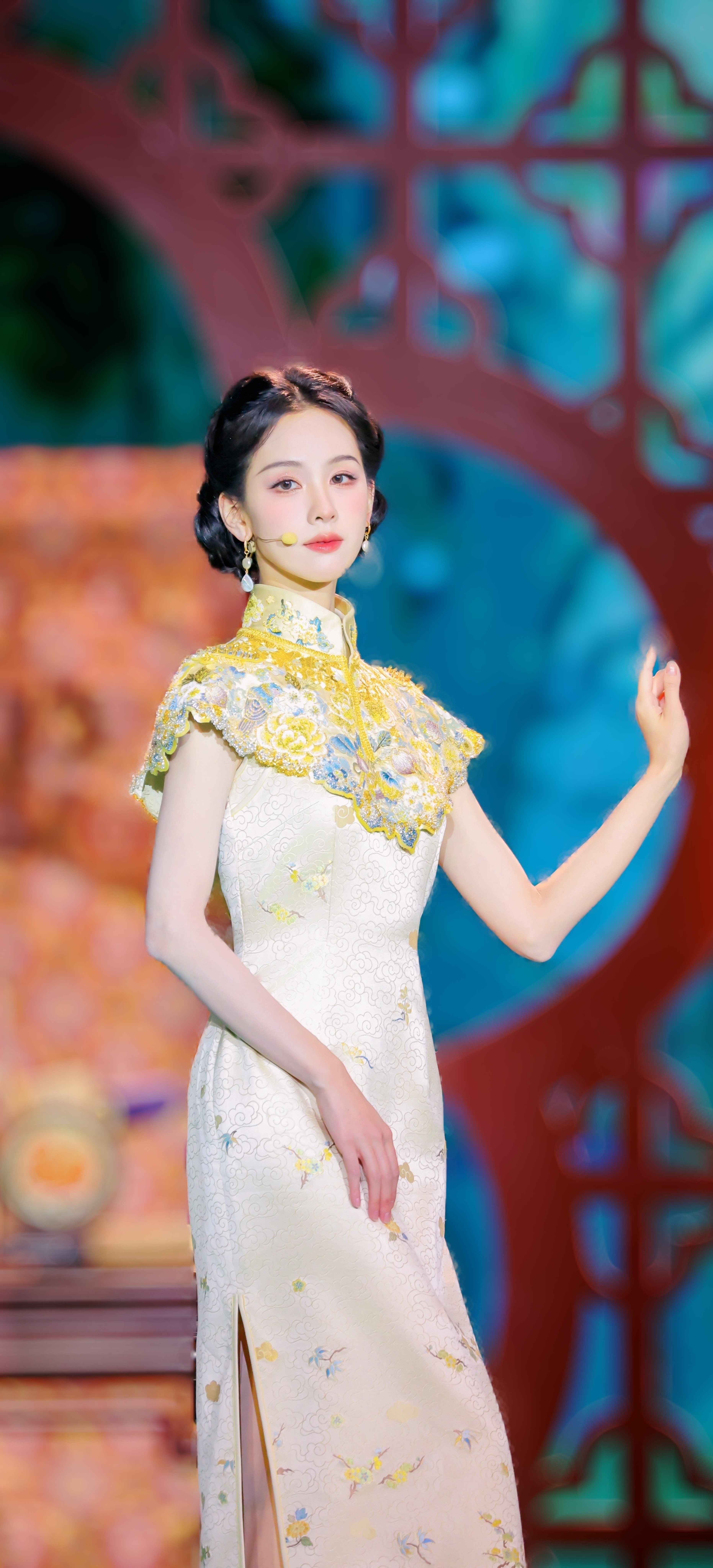 陈都灵行走的绿荷花【陈都灵】白玉金边素瓷胎 