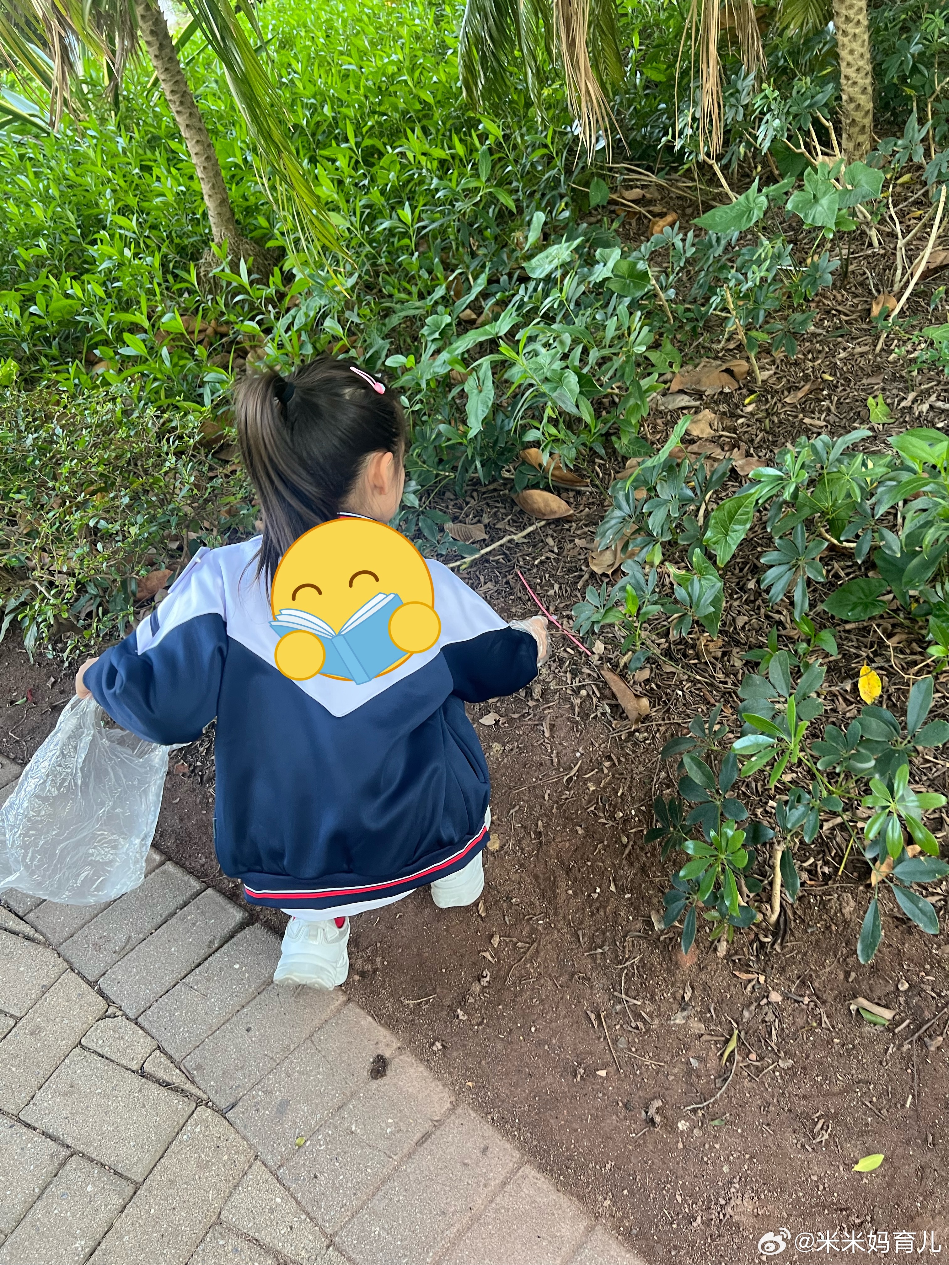 终于可以睡到8点半～米米才来喊醒我带娃随手拍米米的成长记录