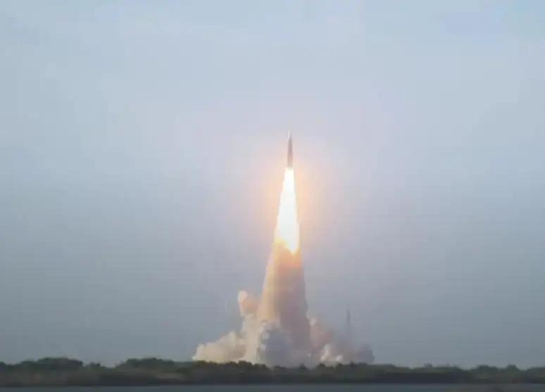 时隔54年，美国执行载人绕月任务火箭发射升空

北京时间4月2日，美国NASA团