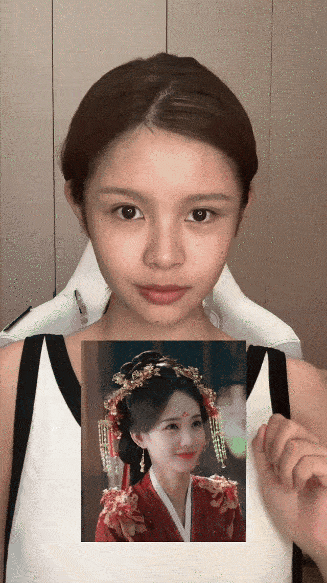 李一桐本人来了都得愣两秒仿妆博主这波属于是赛博分身术了，连傲娇微表情的像素级还原