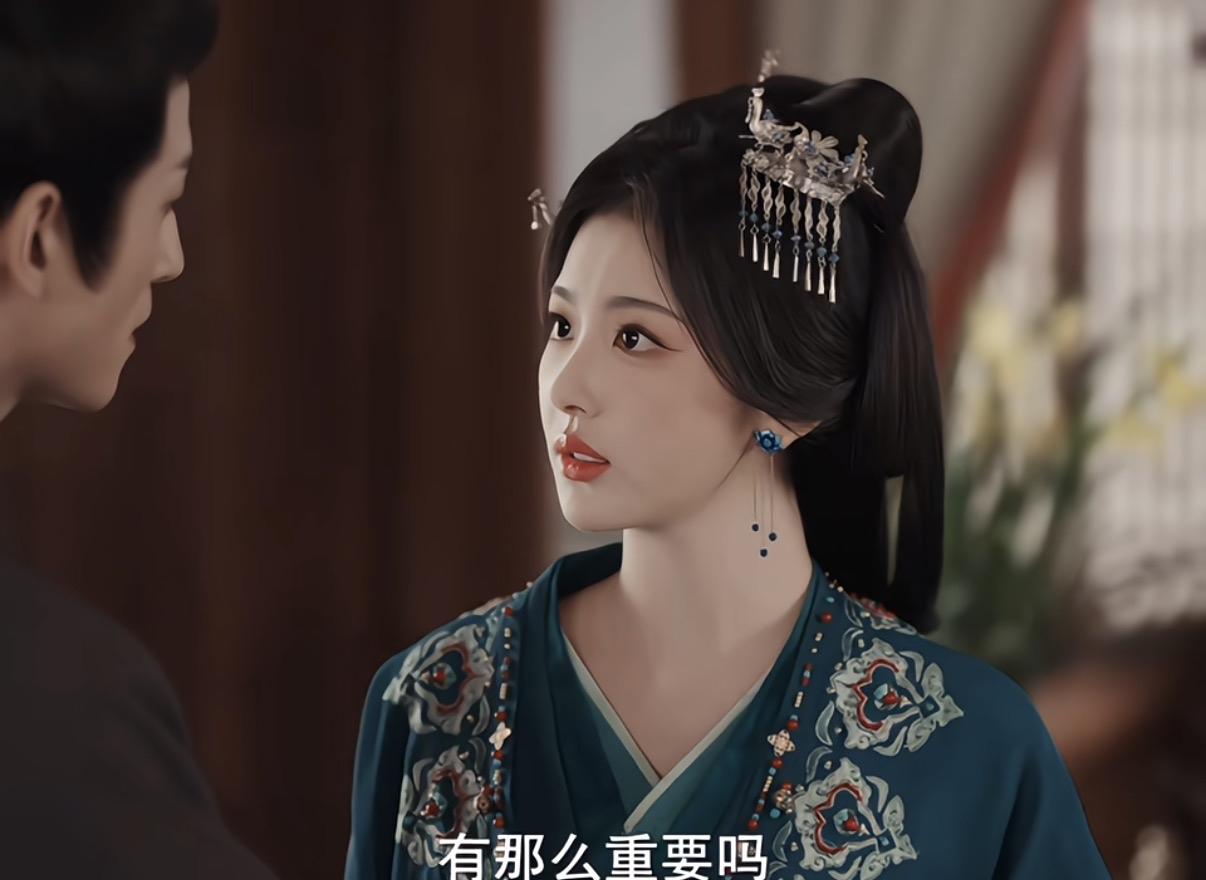 李燕回好疯，可是好喜欢。自毁容貌把沈汐和和太子都看愣了。

李燕回是一个亡国公主