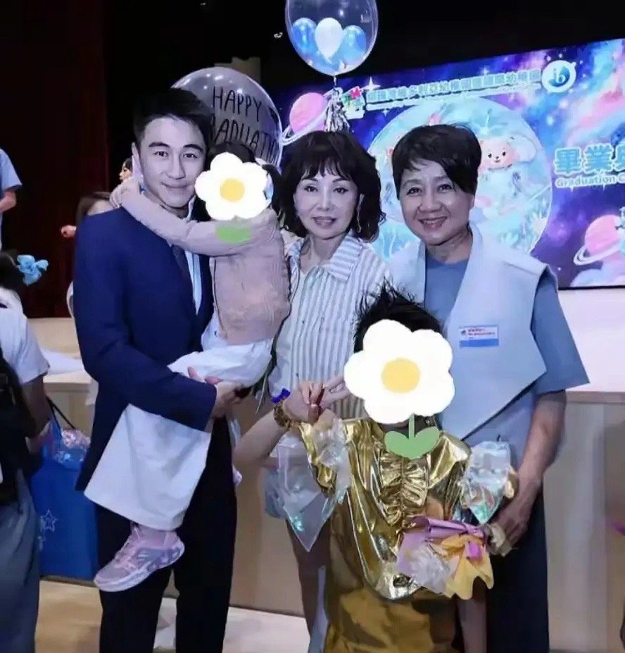 何猷君儿子幼儿园每年学费杂费超10万不少网友感慨，豪门孩子的起点，已经拉开了普通