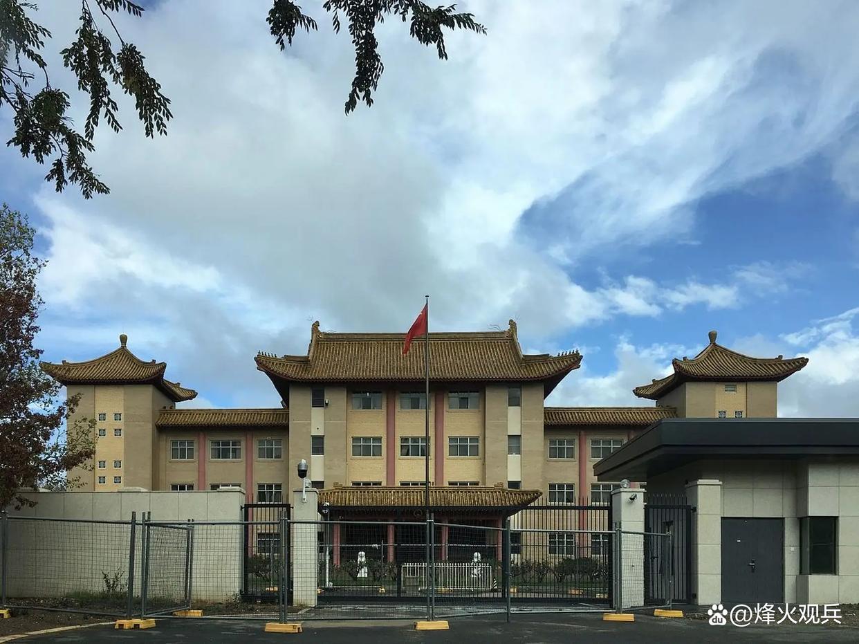 严格来说，不仅是违反《维也纳外交关系公约》，严重威胁中国外交人员人身安全和外交设