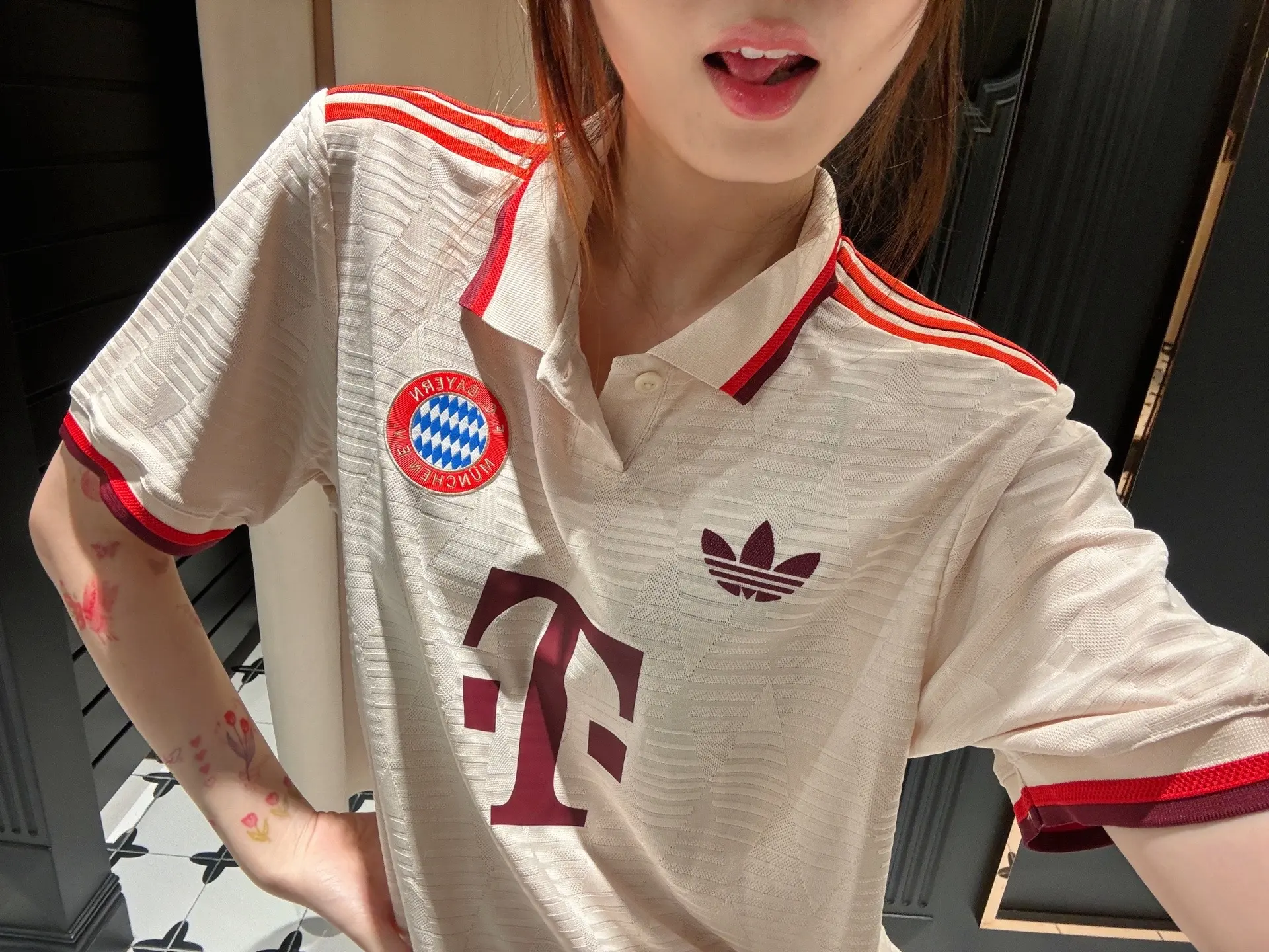 二客很帅 我很爱😍。