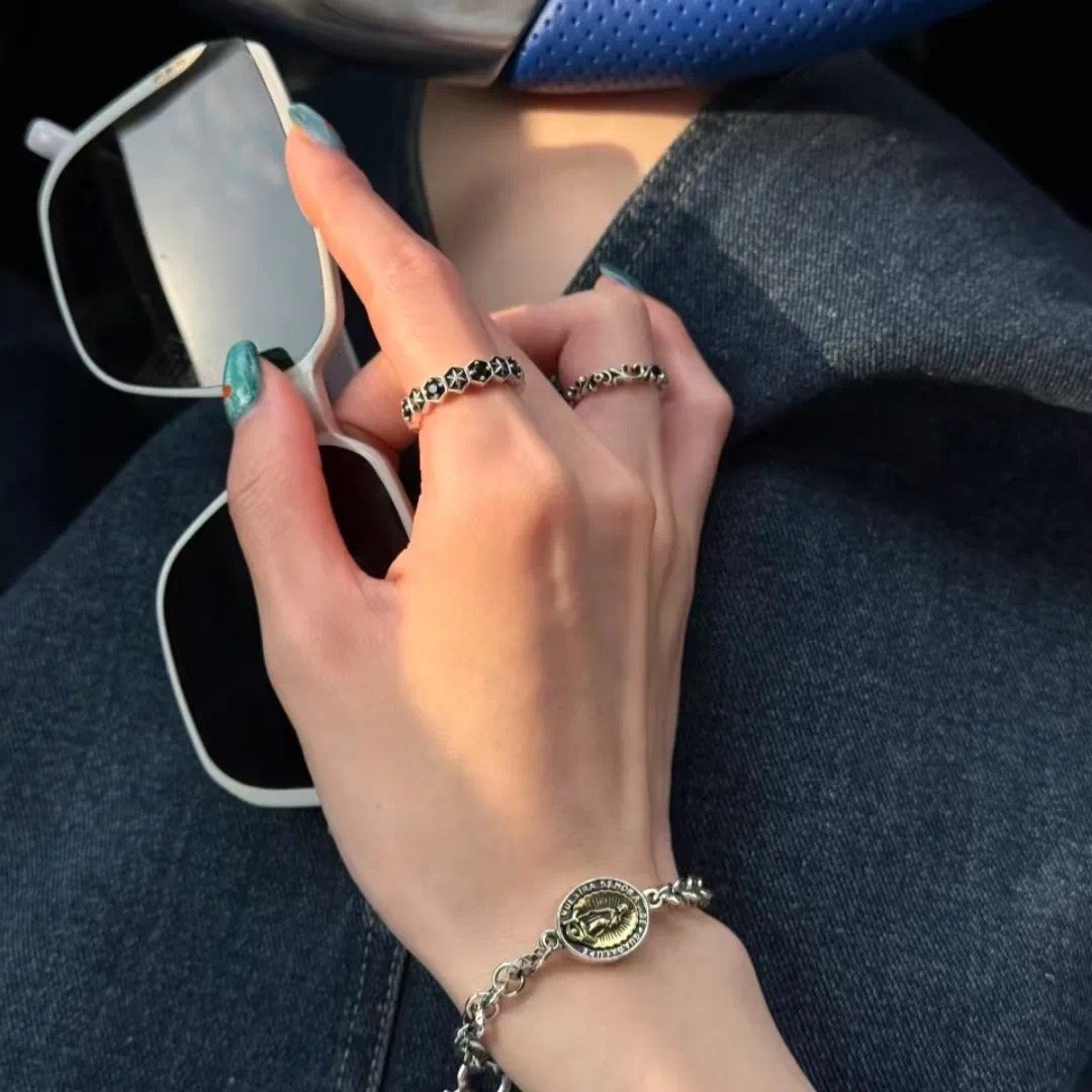 𝐃𝐚𝐢𝐥𝐲 𝐩𝐥𝐨𝐠为了稳定的情绪，我甘愿放弃强烈的欢喜 ​​