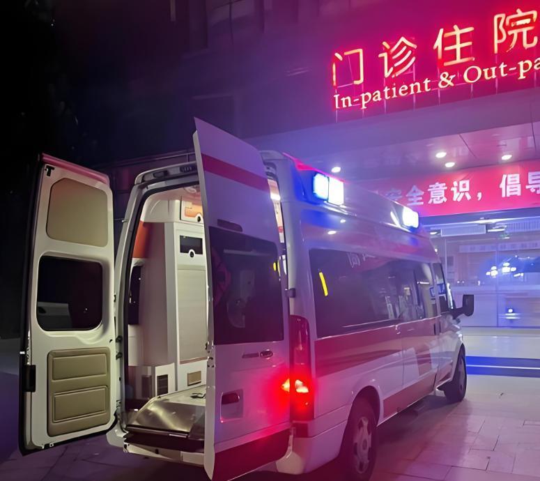 “必须严惩！”深圳一女子腹痛叫120，家属明确要求送公立三甲。可救护车违抗指令，