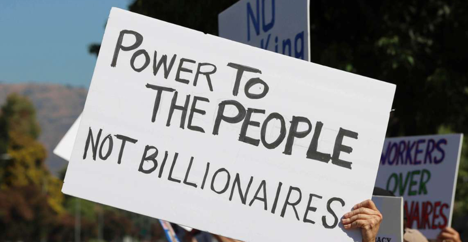 乐施会在达沃斯世界经济论坛（WEF）开幕之际发布的一份报告中指出，去年全球约30