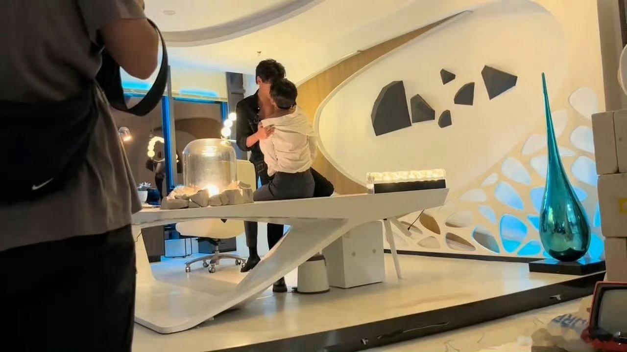 还得是柴鸡蛋逆爱吻戏 ​逆爱吻戏，还得是柴鸡蛋哈哈哈 ​​​