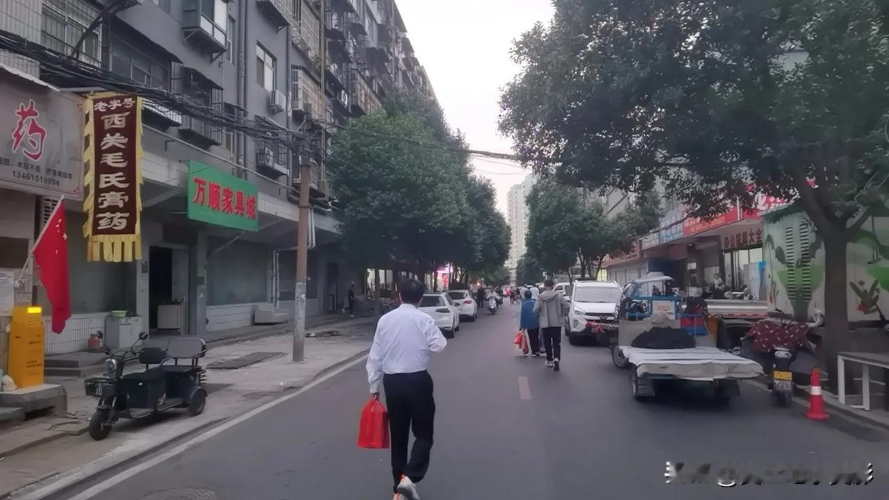 夜游洛阳老街，从马路街到应天门，一路看风光，一街看千年

朋友们，这里是河南洛阳