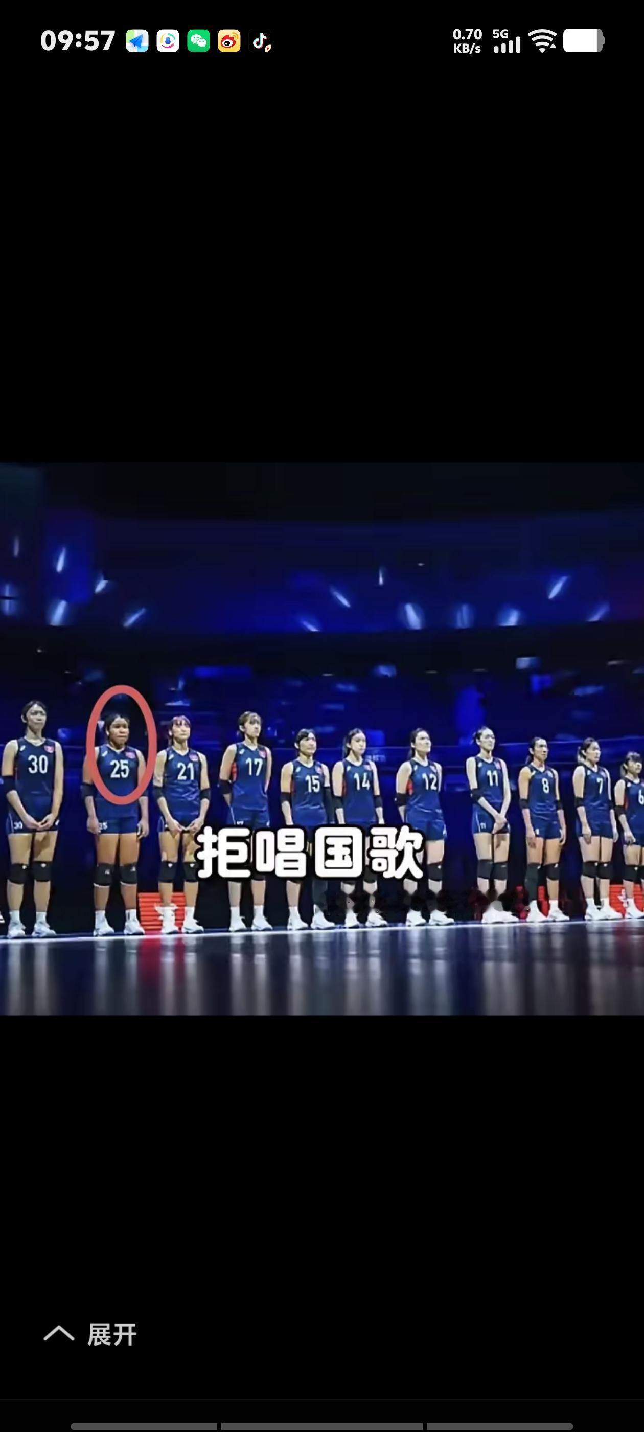 女排亚锦赛于天津举办，开赛首日便上演了不和谐的一幕。香港女排队员中，除队长之外皆