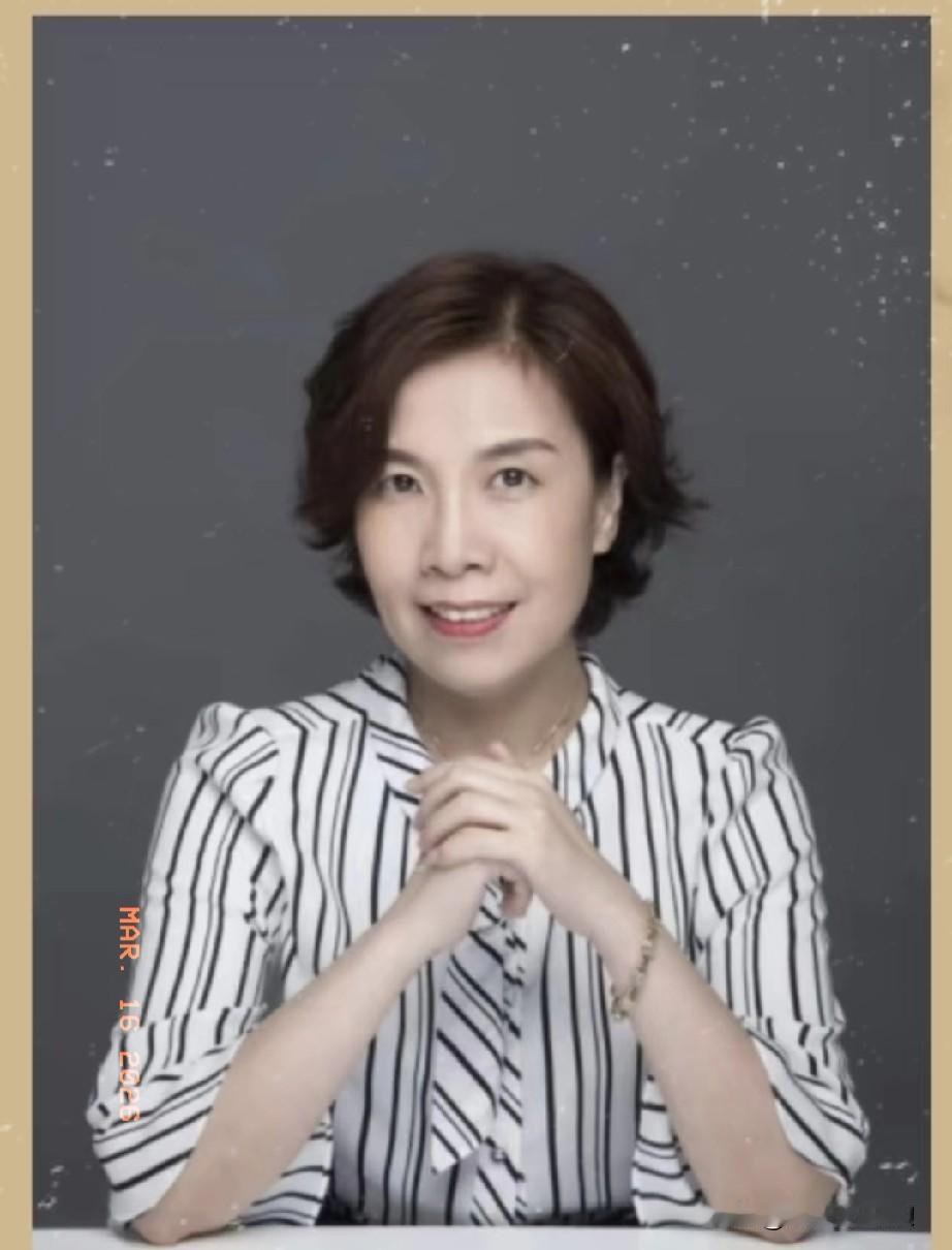 湘雅医院研究生孙同学的导师是谷文萍老师，58岁，曾在斯坦福大学深造，回来后一直在