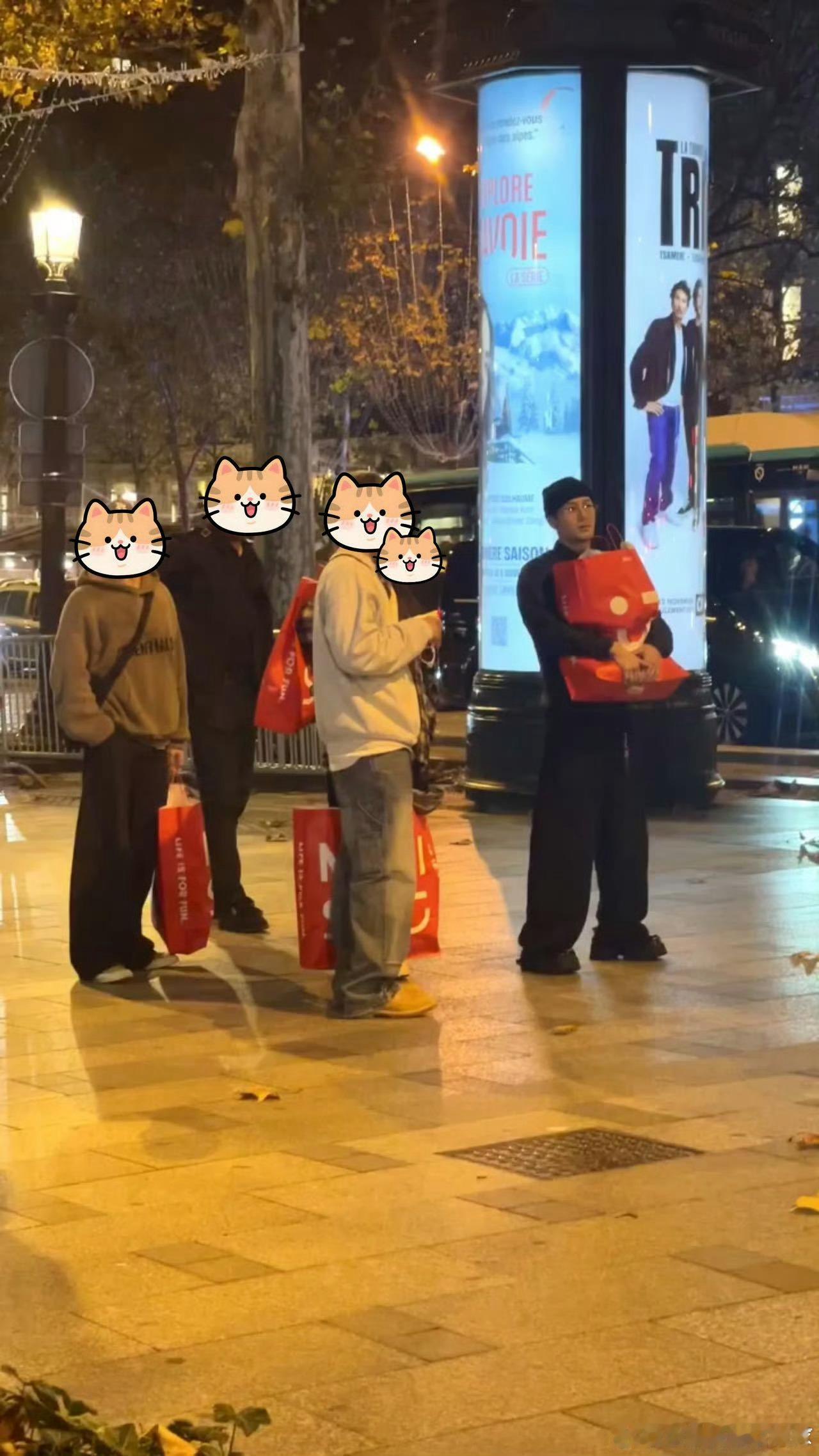 不愧是jackson，拥有王嘉尔同款，现在去巴黎名创偶遇还来得及吗？ 