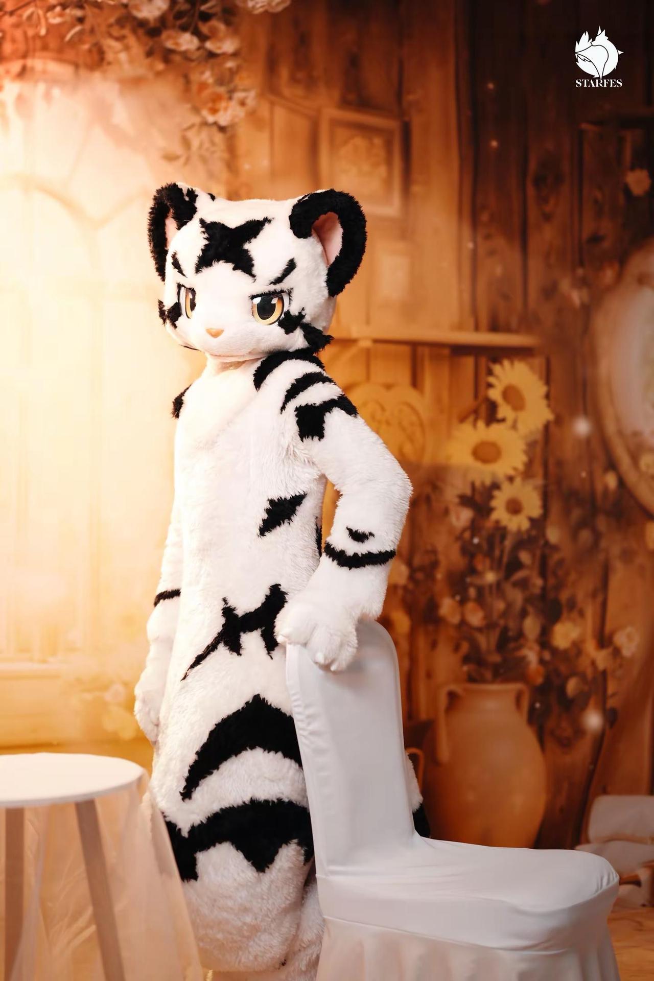 祝大家新春快乐，马年大吉！