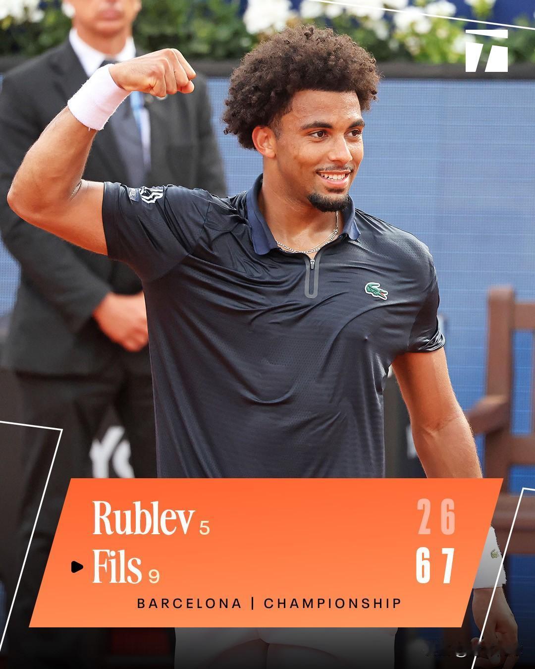 🇫🇷菲斯6-2 7-6卢布列夫🇷🇺
获得巴塞罗那冠军🏆
上一场比赛，他