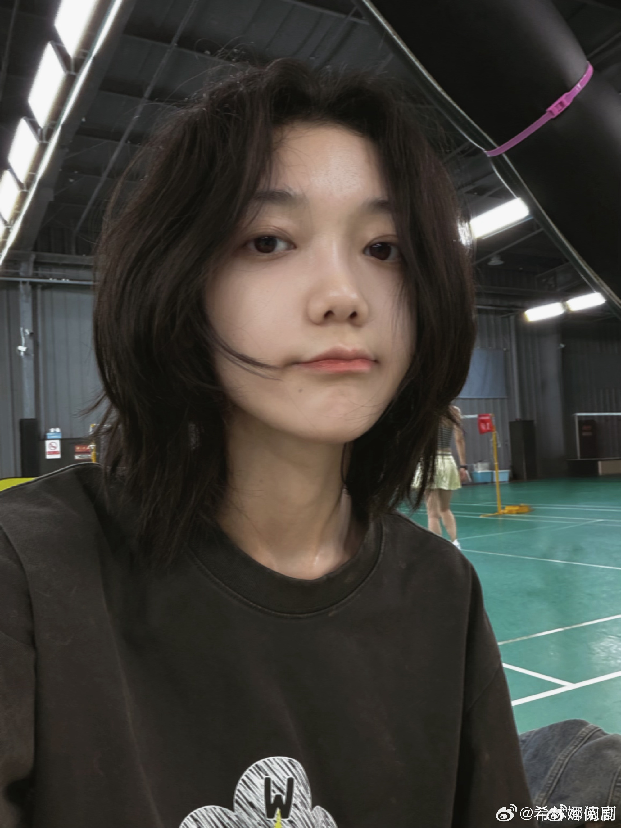希林娜依高度假包里拿出了馕希林娜依高新疆人属性大爆发我宣布希林娜依高是新疆人代表