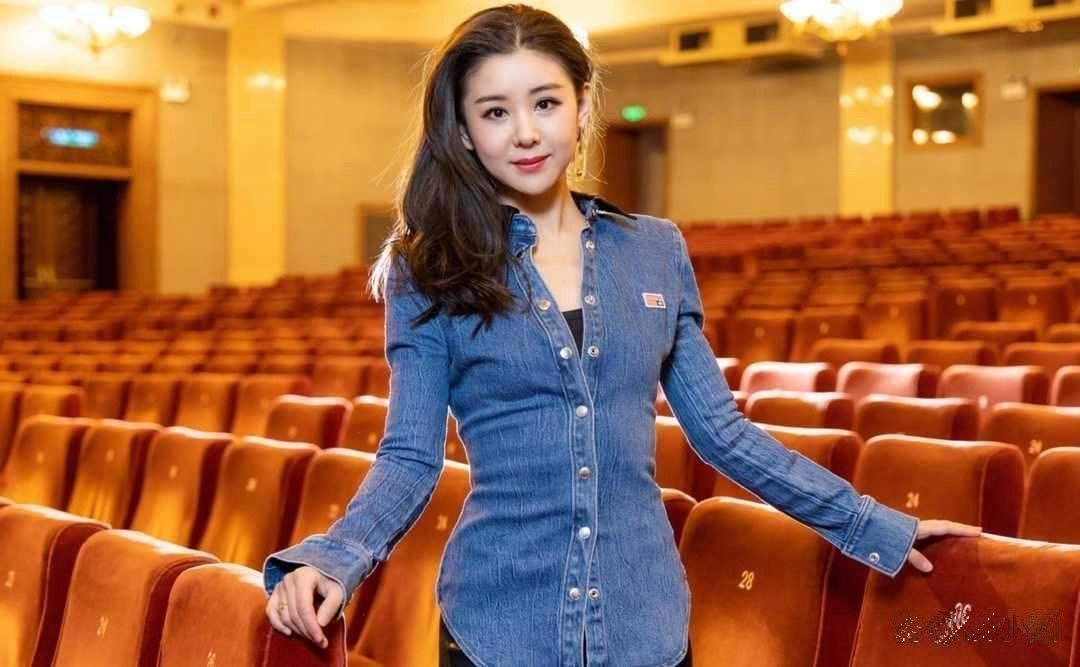 李小萌减肥成功，变得更漂亮了 