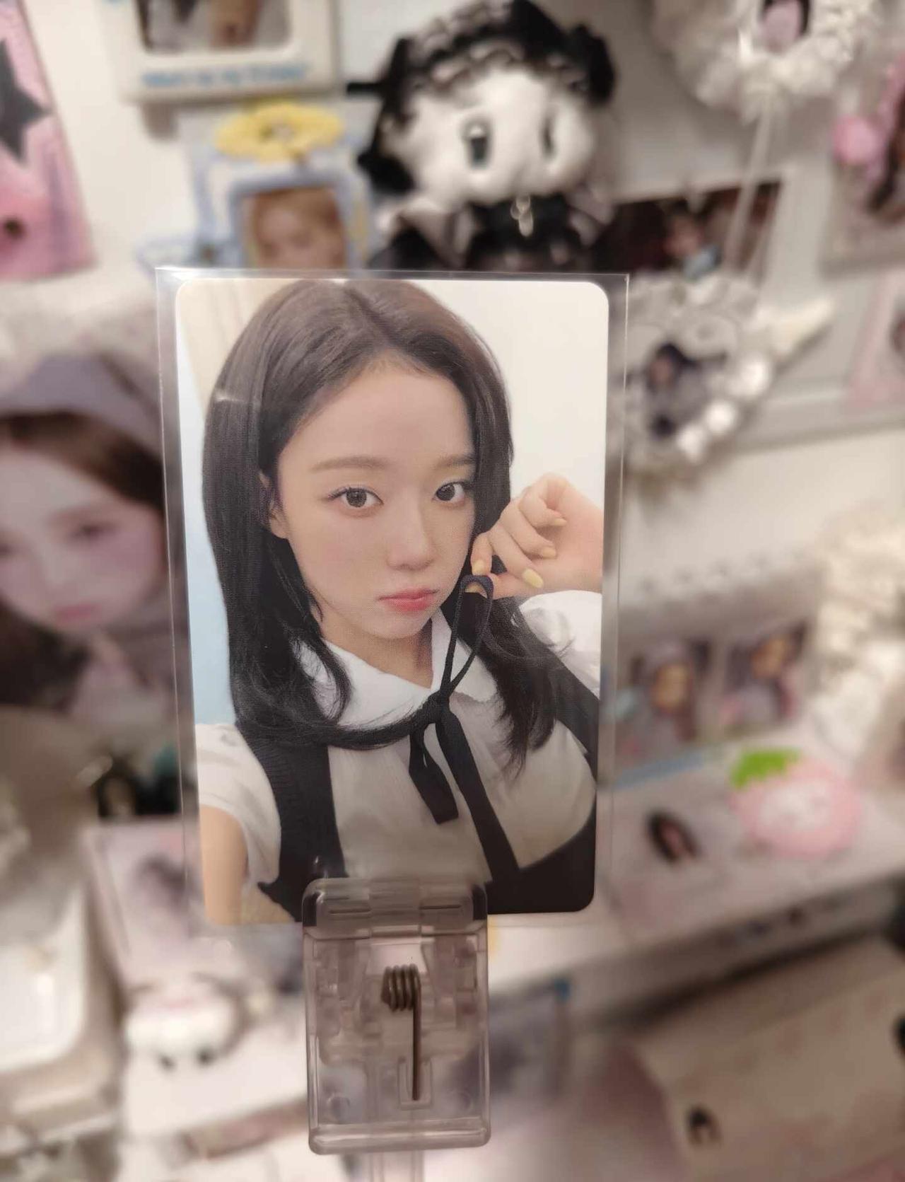fm日巡场周
今天代购的场周到了，特别美。。扇子越看越美啊。。清纯一等，请多来点