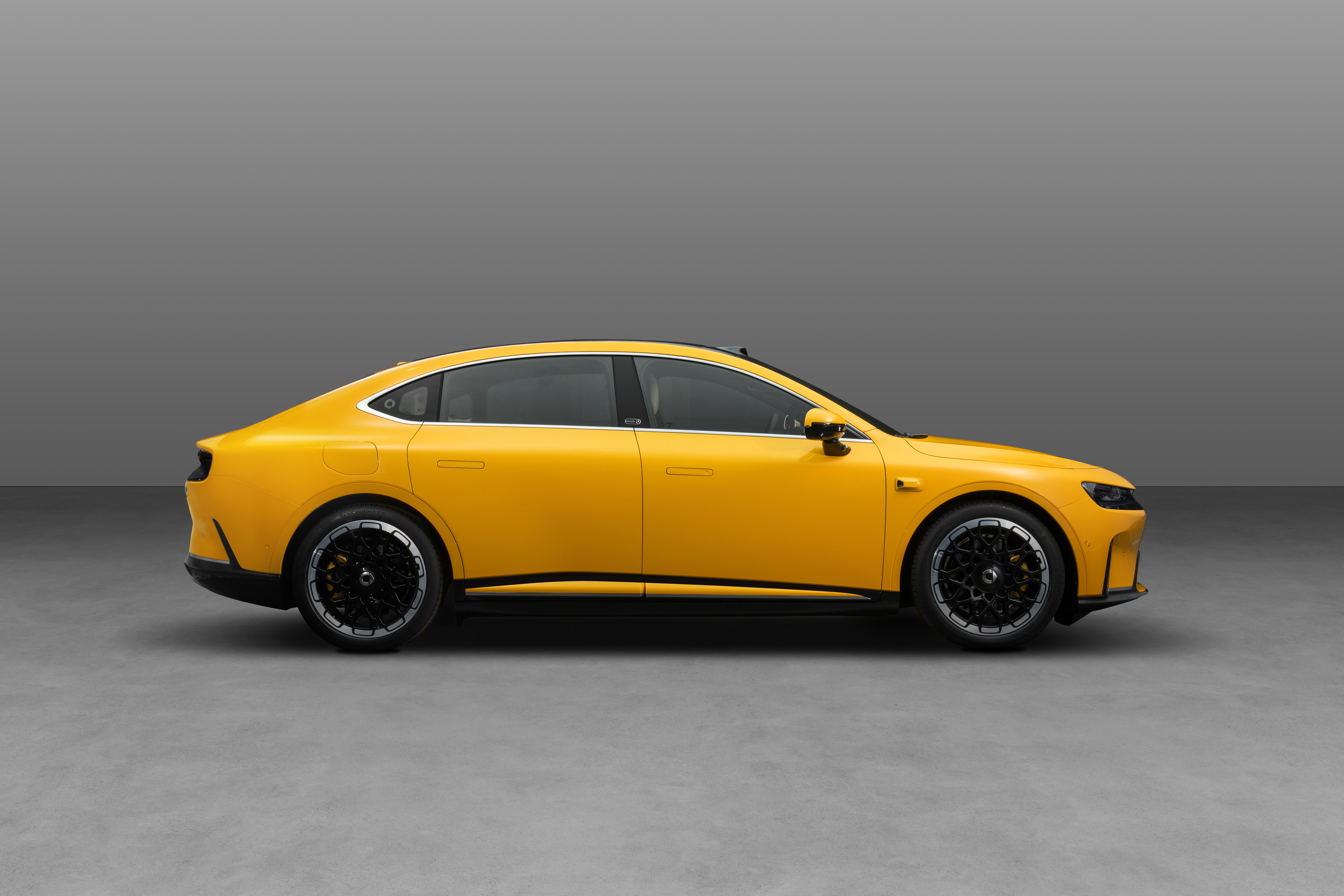 刚在工信部看到smart精灵6号的公告图，我只能说：这次是真把豪华掀背的味道做回