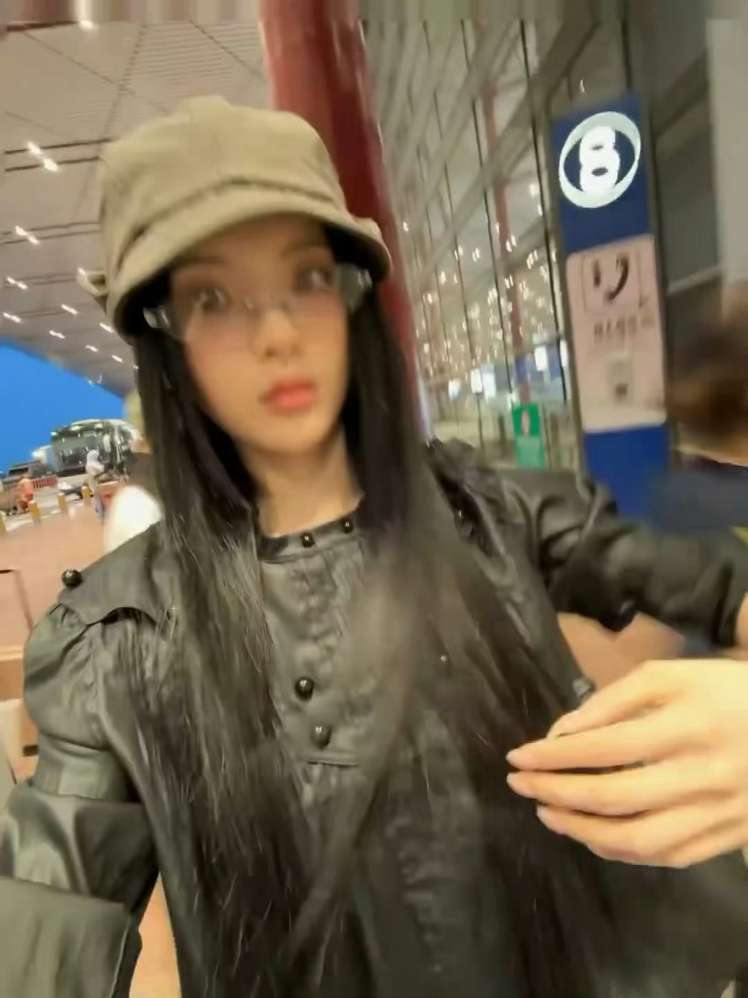 杨超越 ycy杨超越今天是太阳雨 ycy杨超越郑雨 人和人究竟需要多少涟漪才能细