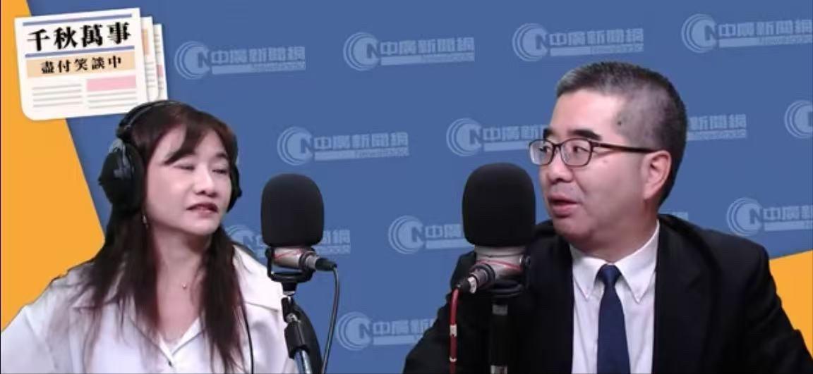 胡子刮了，头也剃了，萧旭岑这是要全新改变，从头开始吗？