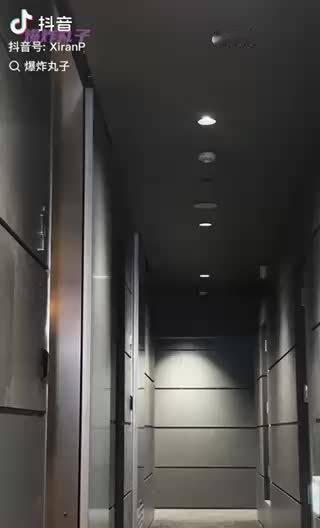 西村力演唱会发言🈶，全文意思就是“来到釜山很开心，谢谢大家继续支持”，丝毫没有