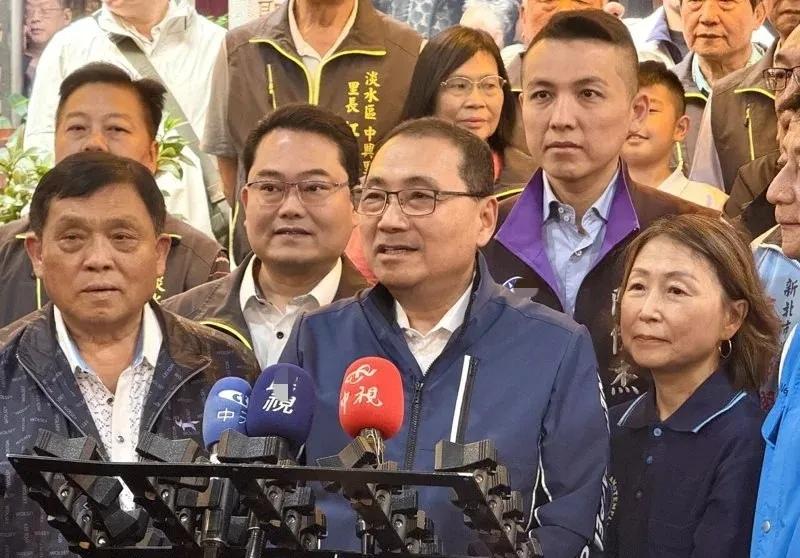 针对大陆今天（4月12日）宣布的10项惠台措施，新北市长侯友宜叫嚣道：“两岸交流