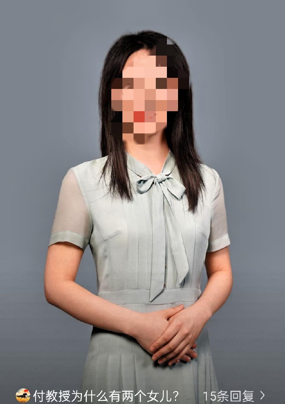 武大icon青年博导曾梦琪，近期卷入实名举报风波。
举报人是武汉大学icon付磊
